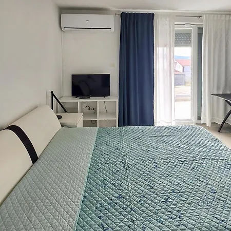 Lovely In With Wifi Novi Vinodolski