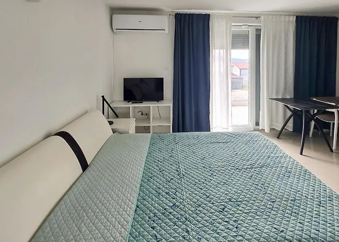 Lovely In With Wifi Novi Vinodolski